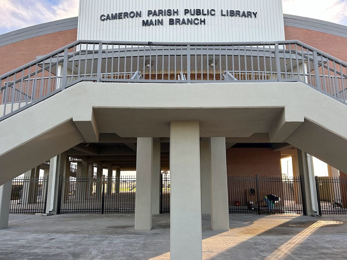 Cameron Parish public library front 2